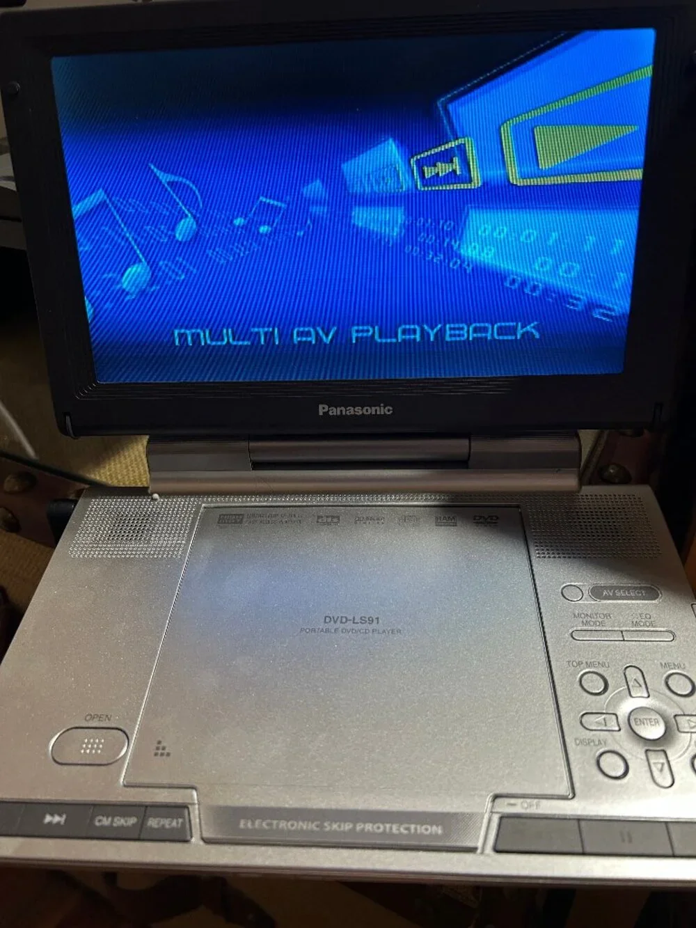 Mens Womens Panasonic DVD-LS91 Grey Portable DVD/CD Video Player